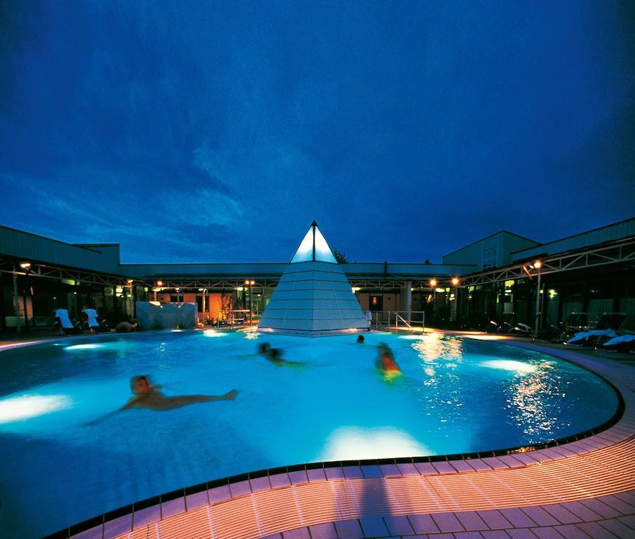 Hotel Alter Weissbraeu باد بيرنباخ المظهر الخارجي الصورة